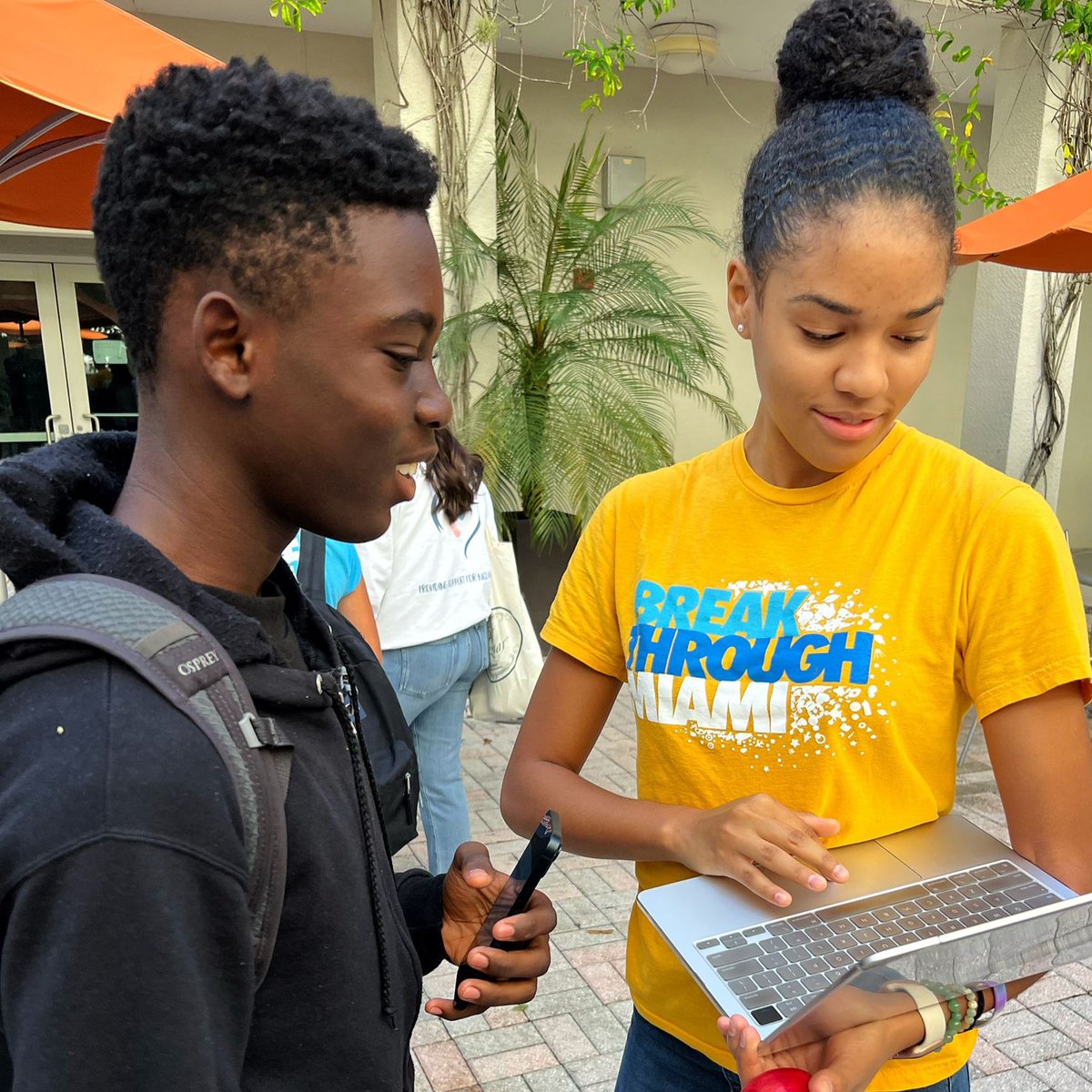 Breakthrough Miami (@breakthroughmia) on Twitter photo This #NVW, we pause to honor & celebrate the heart of our Breakthrough Village; Our incredible Volunteers. Your time, passion, and unwavering belief in our Scholars are the reason we can Breakthrough together. 💡
<a href="/PointsofLight/">Points of Light</a> <a href="/VolunteerFla/">Volunteer Florida</a> #NationalVolunteerWeek This #NVW, we pause to honor & celebrate the heart of our Breakthrough Village; Our incredible Volunteers. Your time, passion, and unwavering belief in our Scholars are the reason we can Breakthrough together. 💡
<a href="/PointsofLight/">Points of Light</a> <a href="/VolunteerFla/">Volunteer Florida</a> #NationalVolunteerWeek