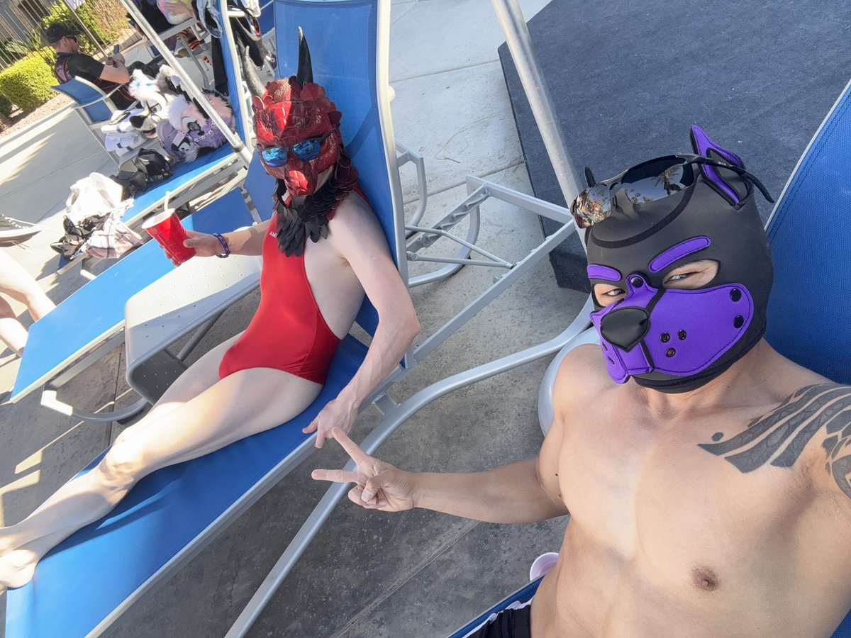 Kory💜Miki💙Razz ➡️ LVFC (@pup_leo) on Twitter photo Catching some final pool time with <a href="/rubberdeer/">Fuckin Rubber Deer @rubberdeer.bsky.social</a> at #LVFC2025 Catching some final pool time with <a href="/rubberdeer/">Fuckin Rubber Deer @rubberdeer.bsky.social</a> at #LVFC2025