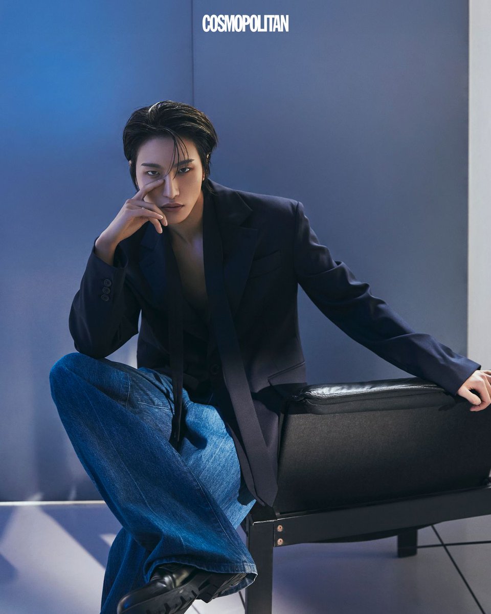 pshsource's tweet photo. SEONGHWA for COSMOPOLITAN and Jhon Varvatos Men's Fragrence ✨️

#에이티즈 #ATEEZ #SEONGHWA #존바바토스 #JhonVarvatos https://t.co/eHRUVVeedO