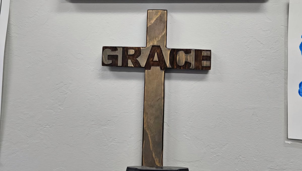 Easter humbles me. The thought that the Son of God would be beaten nearly to death only to die the most cruel death on the cross for me because of my sin is nothing short of amazing. I am grateful tonight!!! Grateful for having a wonderful Savior!!