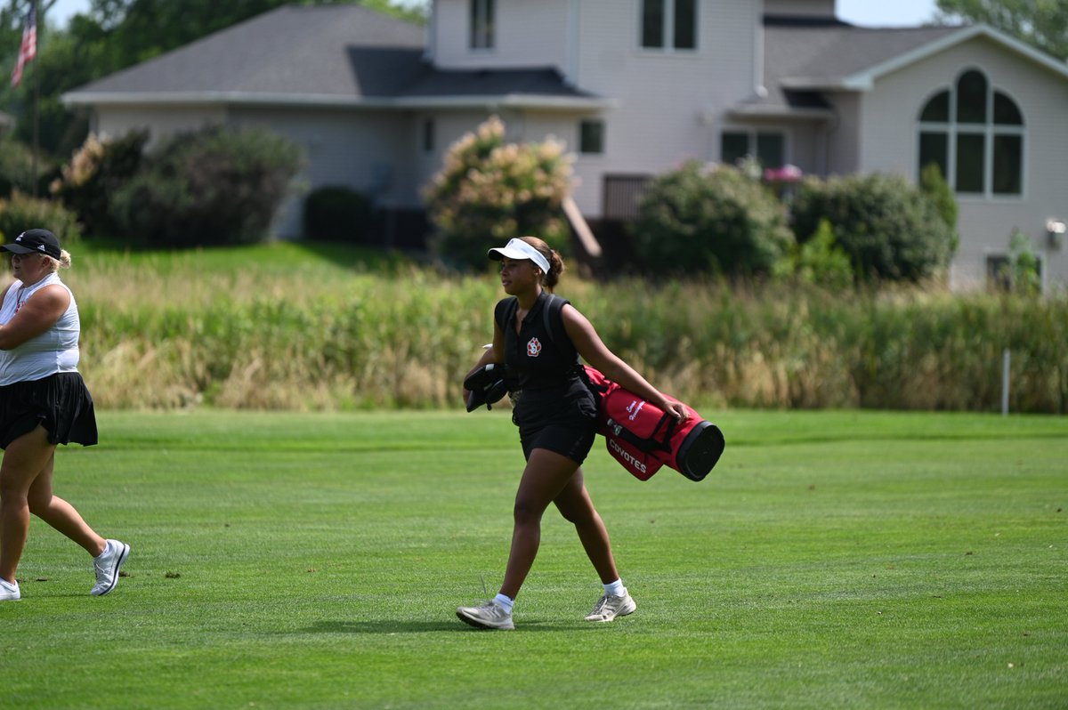 .<a href="/TheSummitLeague/">The Summit League</a> Championships - Day 1 Recapped!

📰: yote.us/44FLbKO

#GoYotes x #WeAreSouthDakota