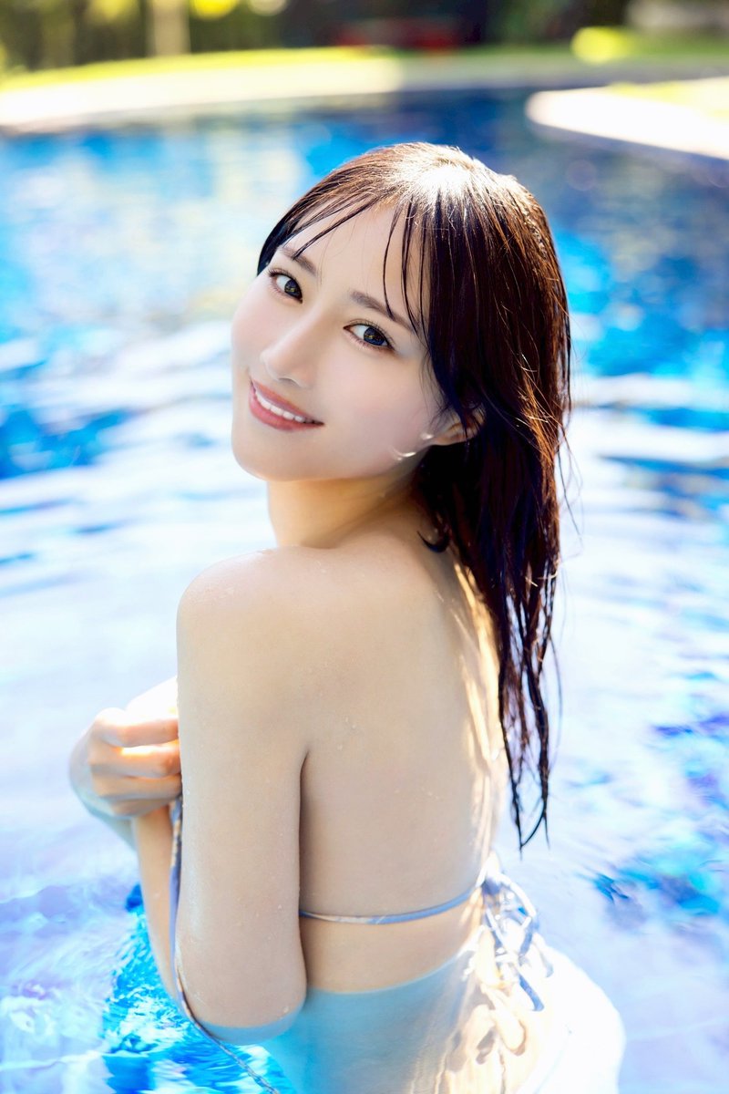 川瀬もえ写真集『Manual』 オンラインサイン会 直筆サイン入り