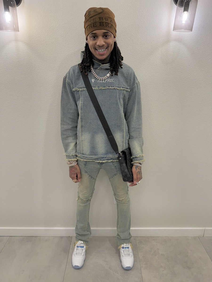 Badazzflow's tweet image. Yea I forgive but ain’t forget about them leaving me 🖤