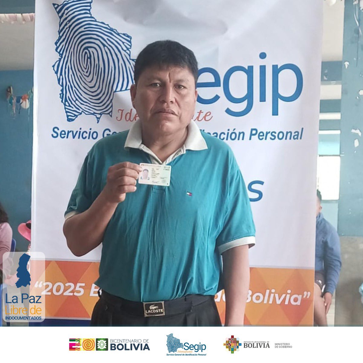 Este feriado estuvimos en #Coripata

🪪 A través de nuestras #BrigadasDelBicentenario, muchas vecinas y vecinos del municipio de Coripata, en La Paz, ya accedieron a su #CédulaDelBicentenario.

¡Seguimos avanzando hacia una #BoliviaLibreDeIndocumentados!

#PrimeroBolivia