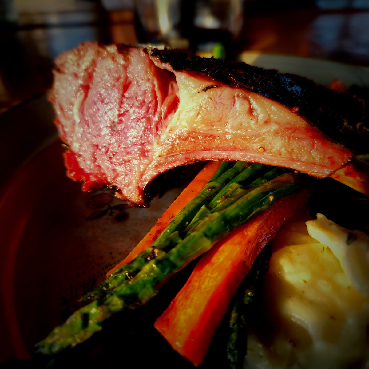 Happy Easter 
Smoked/ reverse seared rack of lamb with au gratin potatoes asparagus and carrots.