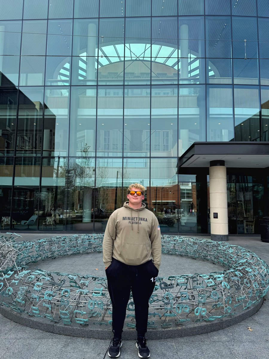 Thank you to <a href="/Grinnell_FB/">Grinnell College Football</a> for having me down for a junior day, so glad to see this amazing college! 

<a href="/CoachArias_87/">Eddie Arias</a> <a href="/HFCBarnes/">Brent Barnes</a> <a href="/RecruitTonkaFB/">Minnetonka FB Recruiting</a> <a href="/PrepRedzoneMN/">Prep Redzone Minnesota</a>