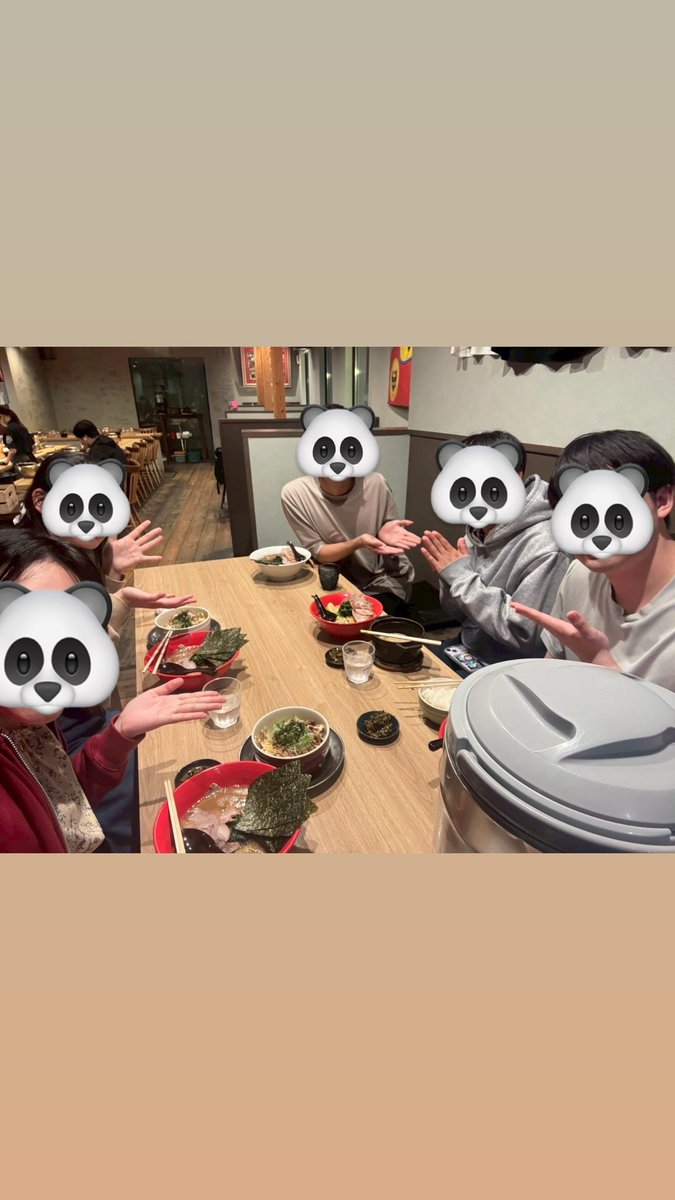 Mmed_kampo's tweet photo. こんにちは！漢方部です🍵

先週の新歓にもたくさんの新入生が来てくれました🤗ありがとうございます！

漢方部の新歓も23日水曜日と25日金曜日の残り2回となりました😢
漢方部が気になるって人はお早めにご連絡を👀！！お待ちしています✨ https://t.co/cueprTyrmO