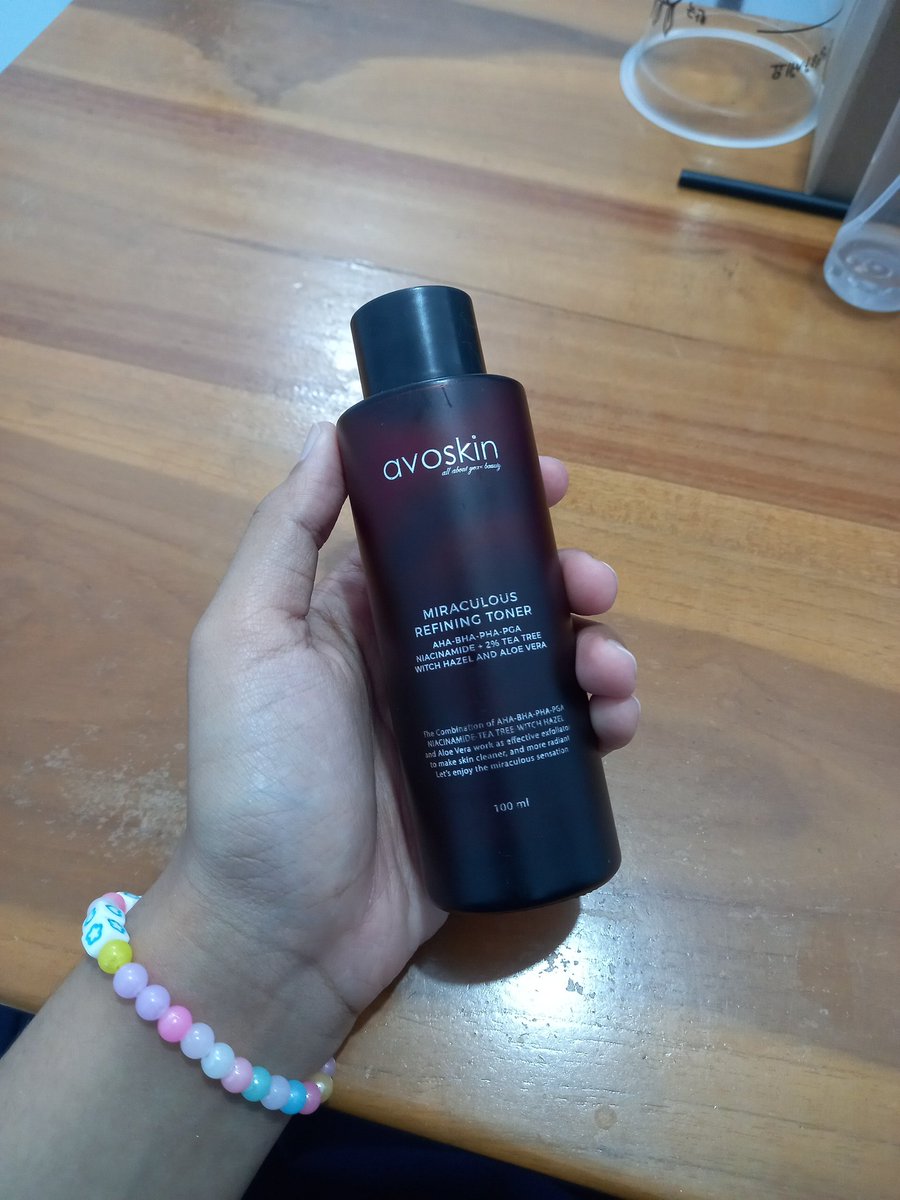 CATUK_7's tweet photo. kecil-kecil cabe rawit!
Buat kamu yang kulitnya lagi kusam, banyak komedo, atau teksturnya nggak rata—ini toner bisa banget bantu.
#Avoskin #skincare #RUBIReviewAvoskin #GlowingMilikSemua 
@RUBIcommunity  @avoskinbeauty https://t.co/RhkPdafJXA
