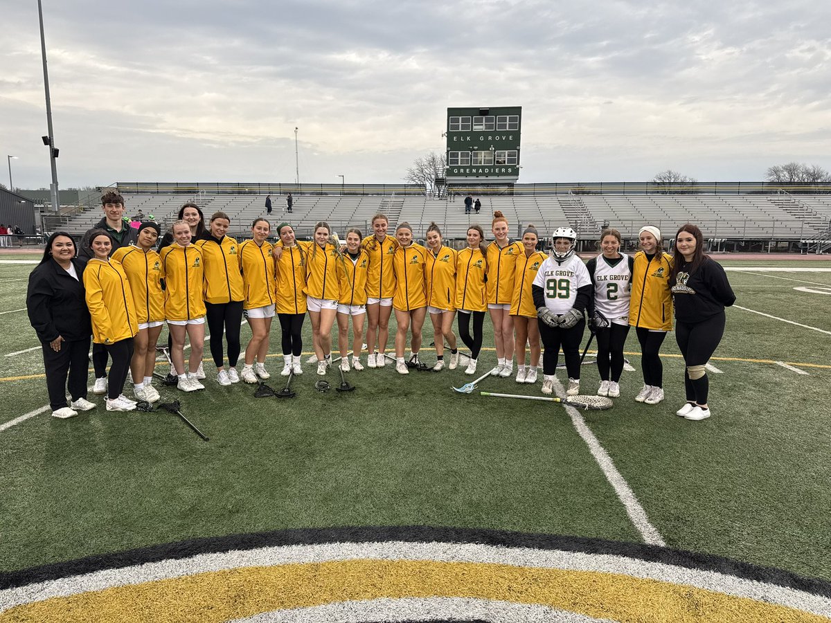 Senior night for Emily Kopacz 💛💚 <a href="/GrenAthletics/">Elk Grove High School Athletics</a>