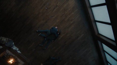 lwurencohan's tweet photo. A ELLIE GRITANDO E SE ARRASTANDO ATÉ O CORPO DO JOEL ACABOU COMIGO EU NUNCA MAIS VOU SER FELIZ #TheLastOfUs #thelastofus2 https://t.co/rhaN2FLvLC
