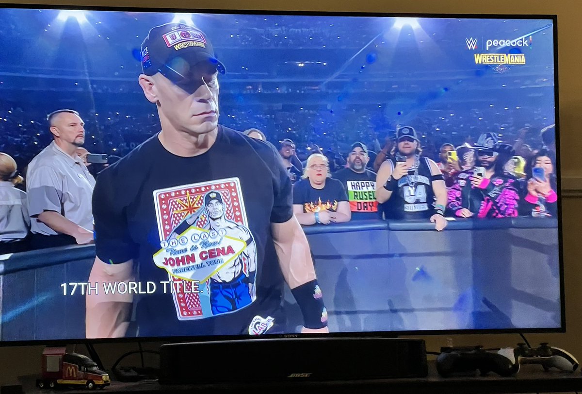 What a contrast  #WrestleMania