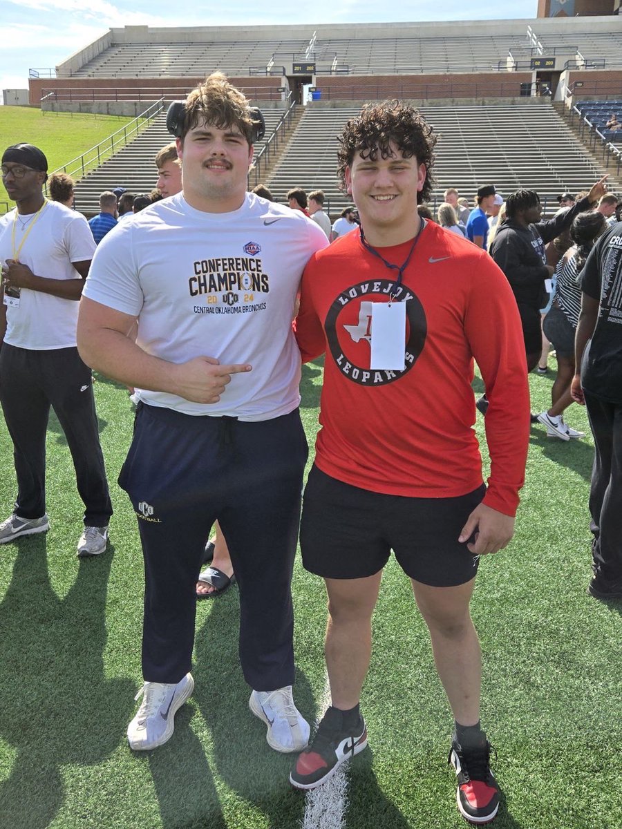 Ty Smith (@tycsmith51) on Twitter photo I had a great time at the UCO junior day the other day! <a href="/Coach_Swanson1/">Cody Swanson</a> <a href="/Coach_TPearson/">Thomas Pearson</a> @bradynsmith44 <a href="/leopardfootball/">LOJO Football</a> <a href="/coachparkman93/">Elliot Parkman</a> <a href="/CoachBMurdock/">Coach Murdock</a> <a href="/dbranscom/">David Branscom</a> I had a great time at the UCO junior day the other day! <a href="/Coach_Swanson1/">Cody Swanson</a> <a href="/Coach_TPearson/">Thomas Pearson</a> @bradynsmith44 <a href="/leopardfootball/">LOJO Football</a> <a href="/coachparkman93/">Elliot Parkman</a> <a href="/CoachBMurdock/">Coach Murdock</a> <a href="/dbranscom/">David Branscom</a>