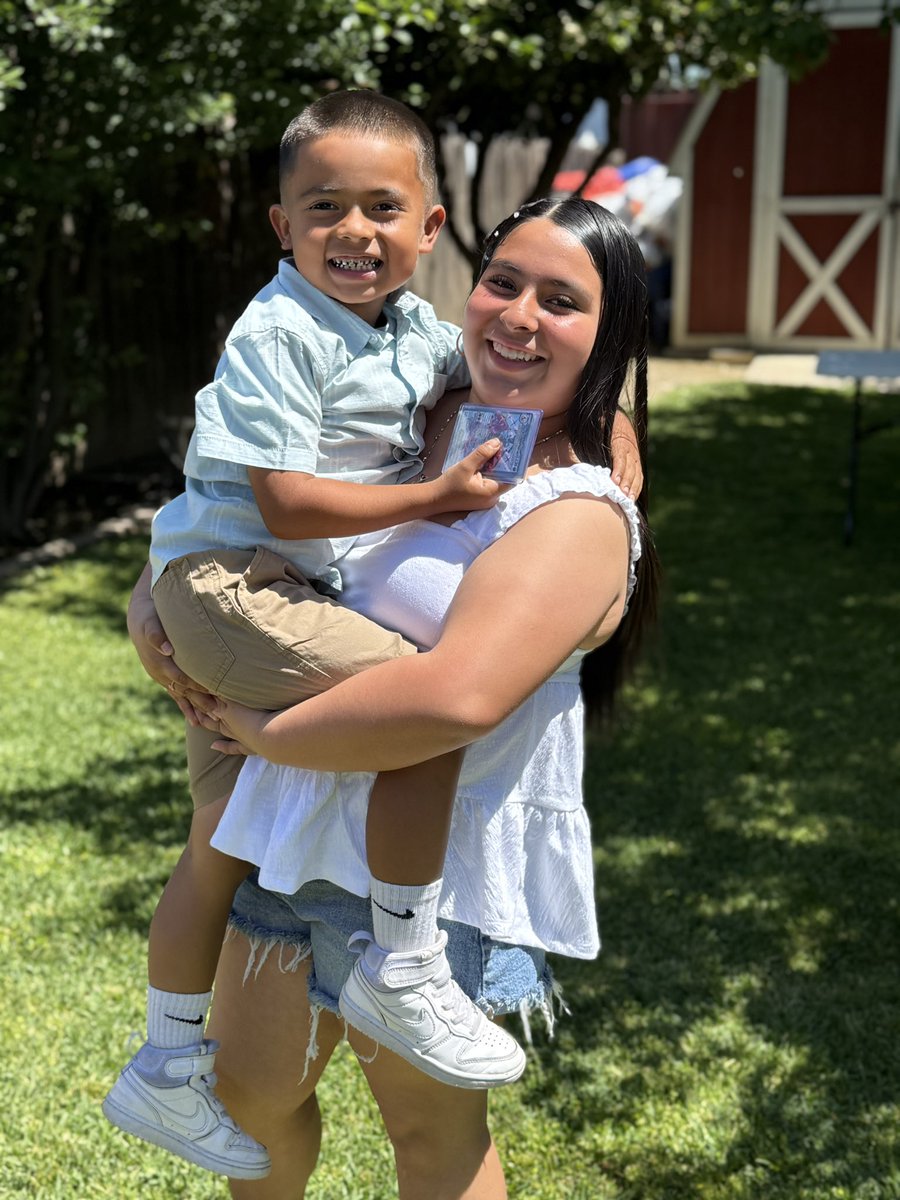 Blessed to have the family i have happy easter to everyone🙏🏽