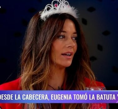 TodoPapucho's tweet photo. El programon que metió Eugenia, arrastró a todas las boluditas que flashan que hacer bardo es show

FINALISTA 🔝🔝

#GranHermano https://t.co/v3qWeJUDuX