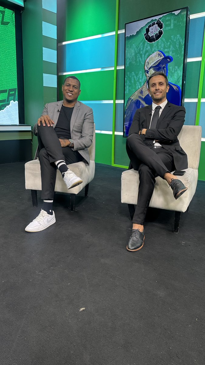 marca90ec's tweet photo. Ey banda como andan!!!! En breve llega #MarcaFinal 😎👏🏻📲 https://t.co/cam67G16XX

Míralos acá | YouTube https://t.co/PwCNbG8iGD