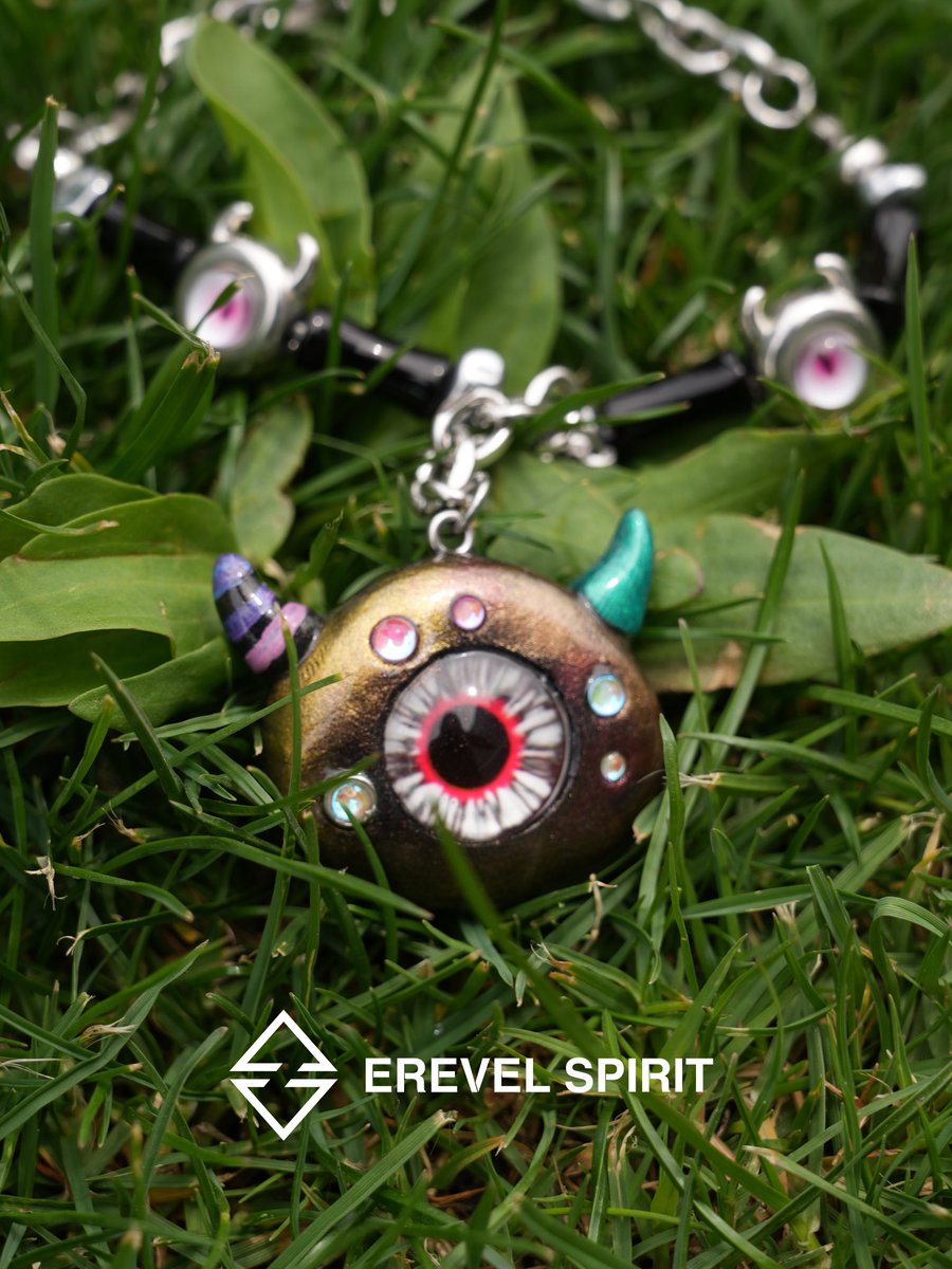 ERevelSpirit's tweet photo. Handmade necklaces. #EREVELSPIRIT #mensjewelry #handmadejewelry #mensnecklace https://t.co/sPS0ckLBkS