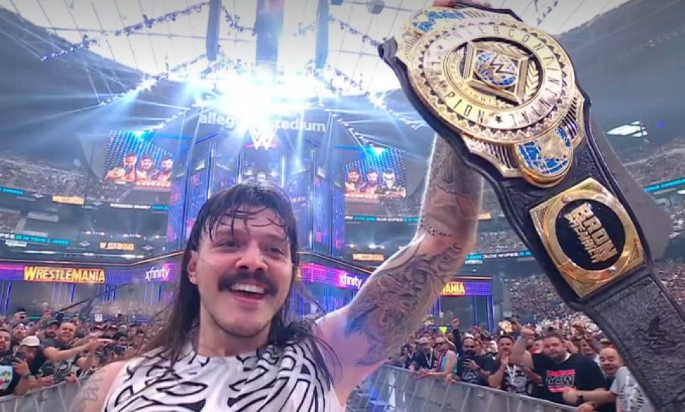 vexedpapi's tweet photo. I am the best  Mysterio ever 
Got the  the most beautiful women in the world my mami and güerita livvy and the Intercontinental Championship 
To prove it 
I'm sorry that you lost the tag team champions babe 
I'm here for you I love you so much
@LivvyOfRavenge https://t.co/Gwqk7QG5F4