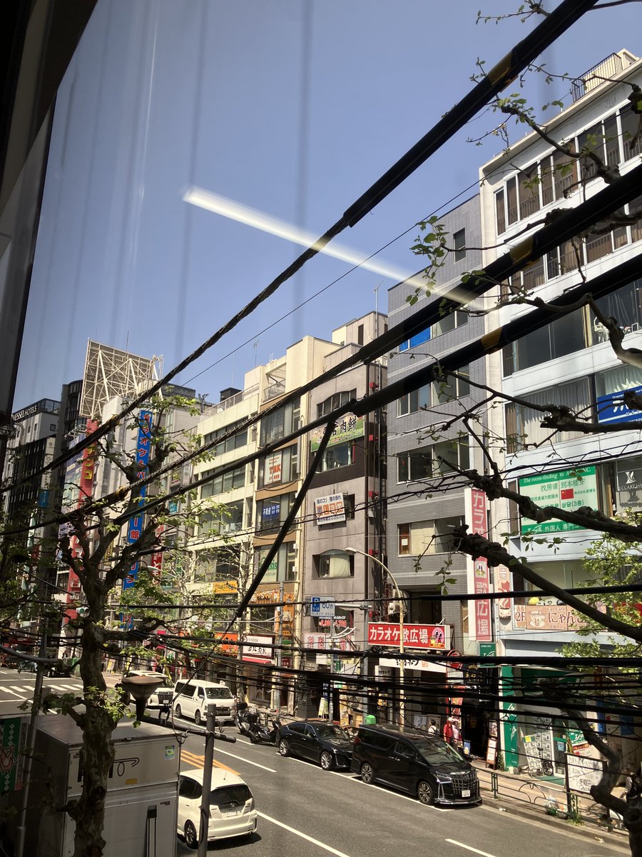 ライテスト高田馬場店です。先週の後半より天気も安定してきて､日差しも強くなってきました｡今週は夏日(25°以上)が続くらしいので､紫外線対策が必要になってきますね。＊写真は店舗から見える景色です､今週も宜しくお願い致します。