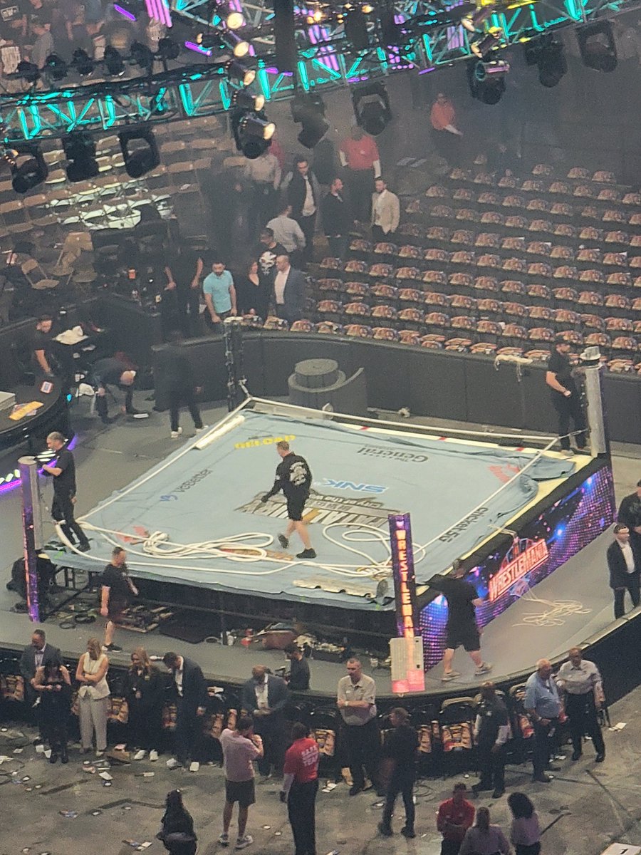 ..t..the rock is still gonna come out right??