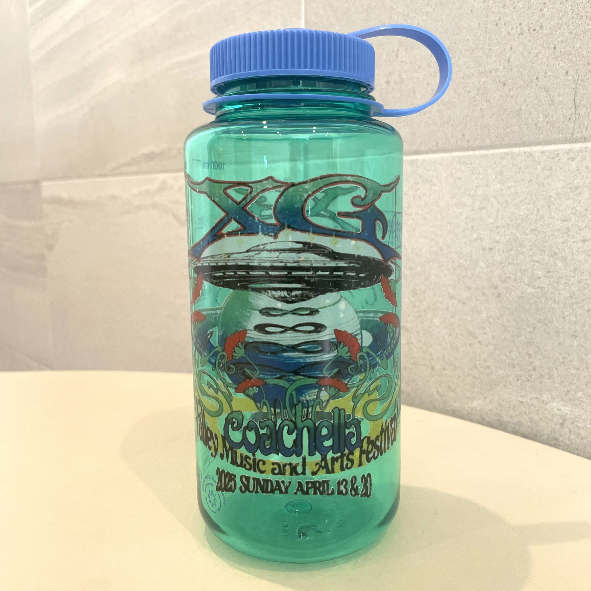 XG Coachella 2025 会場限定 32oz ウォーターボトル XG Coachella 2025限定 Nalgene Water Bottle