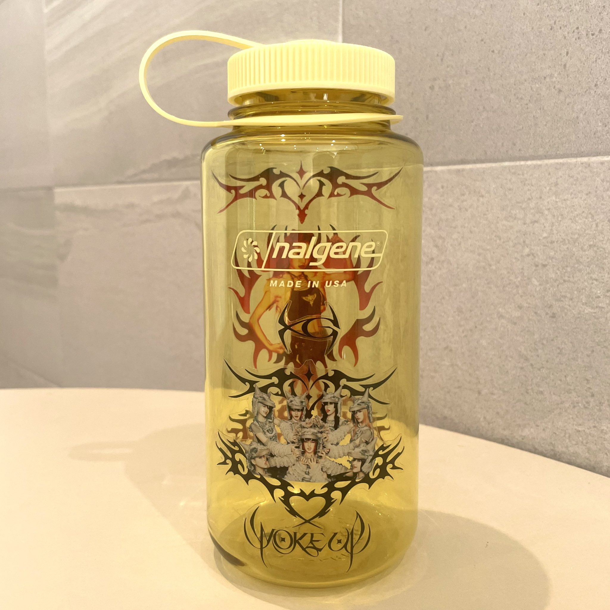XG Coachella 2025 会場限定 32oz ウォーターボトル XG Coachella 2025 会場限定 32oz ウォーターボトル - メルカリ
