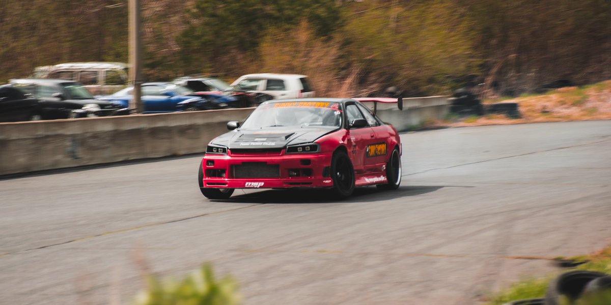 mitsukai tweet media