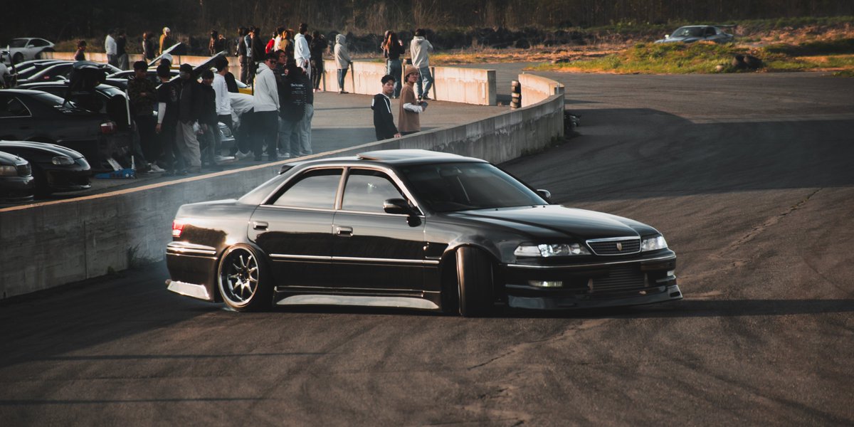 mitsukai tweet media