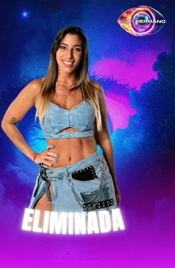 TENDENCIASok's tweet photo. Cata quedó eliminada de  #GranHermano

Estás de acuerdo?

Si 👉rt
No 👉fav https://t.co/pnNBuMdAu7