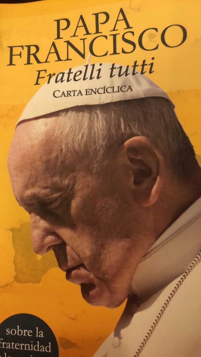 #PapaFrancesc “hem estat fets per a la plenitud que només s’aconsegueix en l’amor. No és una opció possible viure indiferents davant el dolor,” Hem de “baixar de la nostra serenitat per alterar-nos pel sofriment humà. Això és dignitat.” Fratelli tutti. ACS.
