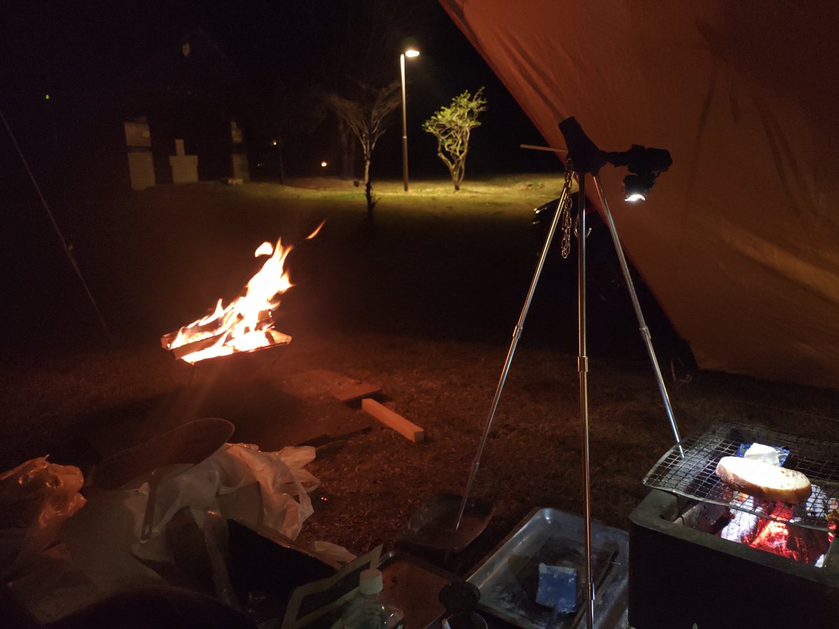 2024.4.19
今季キャンプ3泊目 
猿ヶ京 まんてん星の湯 湯島ｵｰﾄｷｬﾝﾌﾟ場🏕️

月夜野 沼田🌸桜 満開🌸🎉
気温30➡️12℃ 春はどこいった🙈
ｷｬﾝﾌﾟ宿泊者は場内の♨️無料👍

日曜帰りに月夜野 三峰の湯♨️行くが臨時休館😨
沼田 地蔵温泉ゆに～く♨️ 久し振りに行く😌 1000円🎉可愛いカナッペ貰う