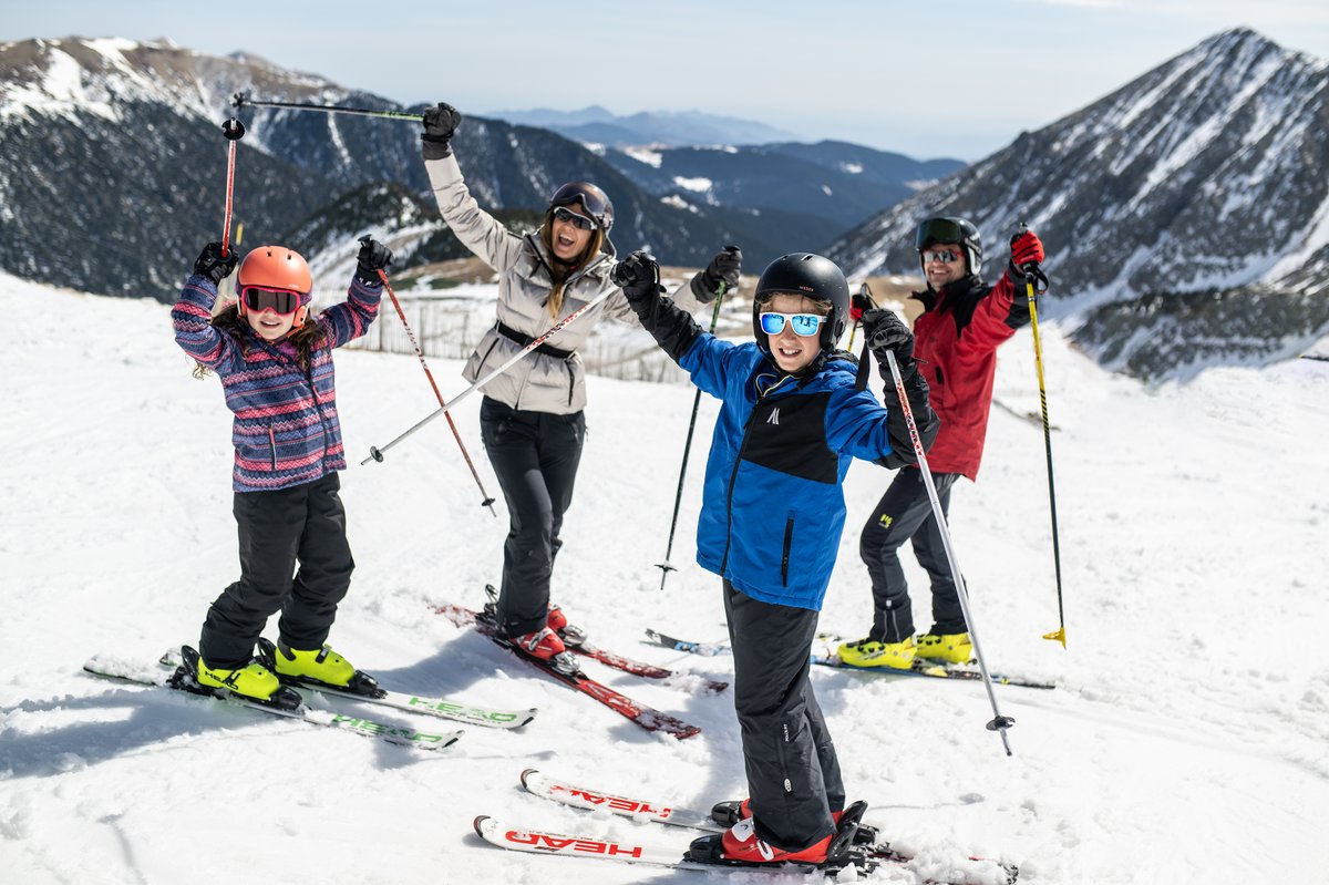 ⛷️🏂 Les sis estacions d'esquí i muntanya d'#FGC tanquen una bona temporada d'hivern amb més de 805.000 visitants

❄️Han estat obertes fins a 134 dies, de desembre a abril, refermant així el seu compromís amb el territori

ow.ly/AwEK50VECsU