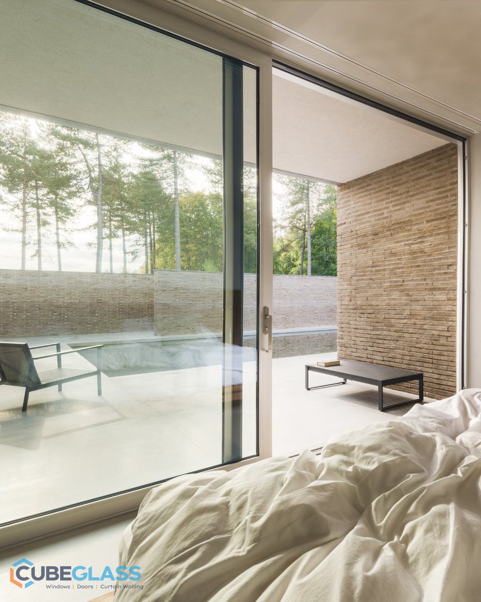 cubeglassltd's tweet photo. What a view to wake up to every morning 😍

#cubeglassltd #schuco #slidingdoors https://t.co/lePAjCLaKe