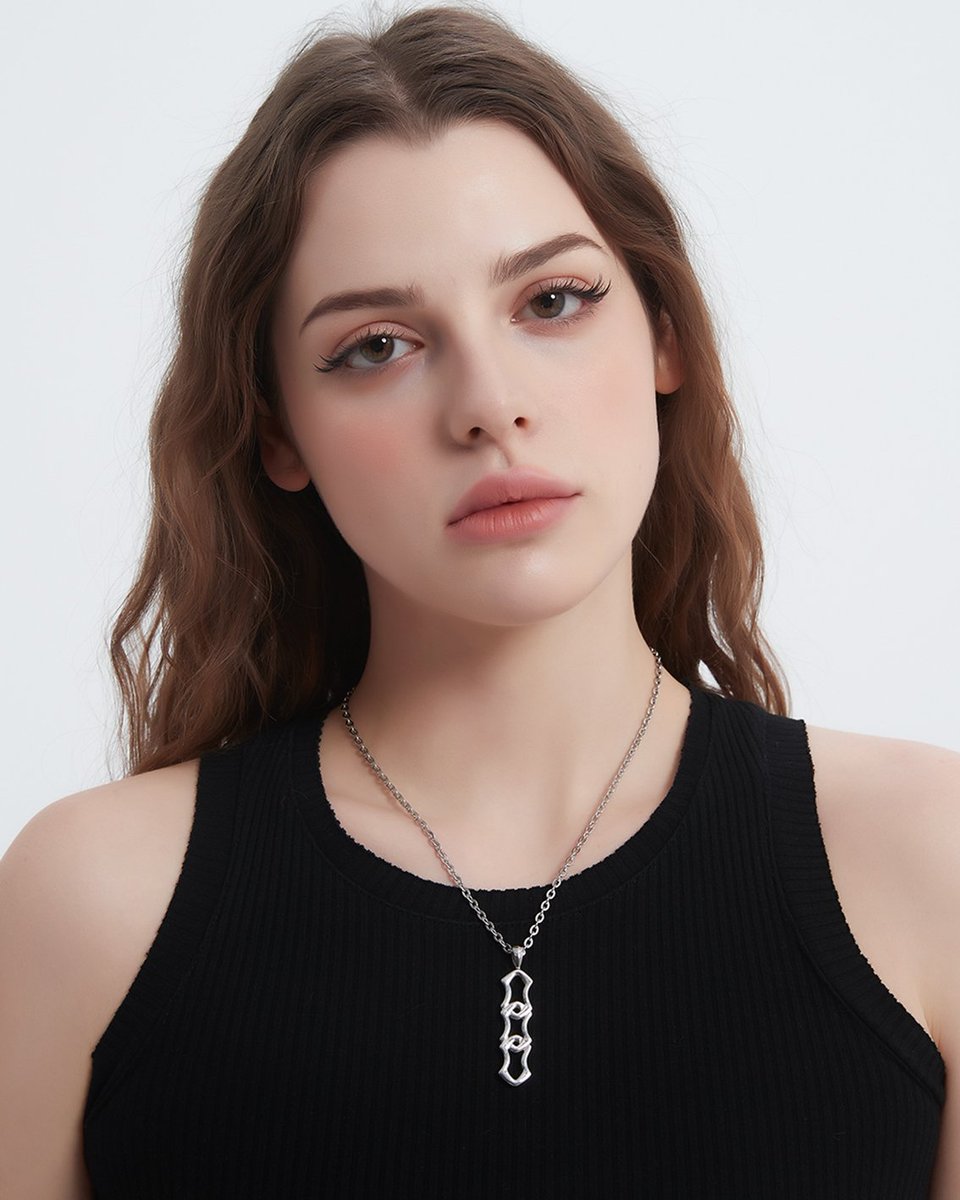 ADNEW_Official's tweet image. Thanks【ココ様】
This is our exclusive line of product.
ADNEW公式商品着用
《AD.31 Tri-Symbol Necklace》
WHO:#izna/#イズナ/#이즈나
#KOKO/#ココ/#코코
WHERE:izna公式Instagram
VIA:izna公式Instagram