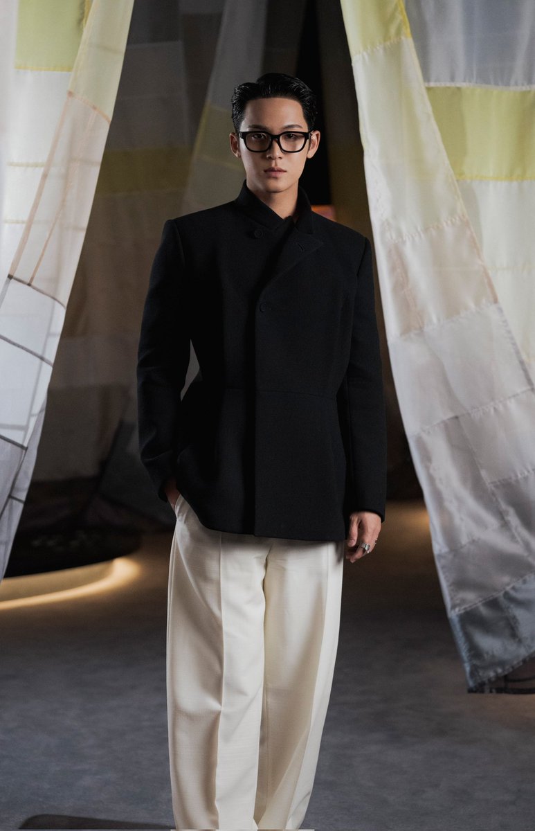 hironomiuv's tweet image. bayangin lu di kejar kejar mereka berdua 😰🖐🏻