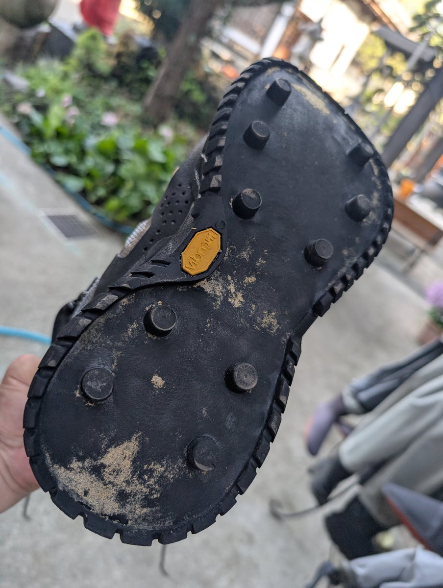 namagusana's tweet image. さほど使ってないフェルトもまだまだ残っているのに
最高峰2年目でこれは酷すぎる
年々駄目になるな・・・シムス😡
#Simms
#G4ウェーディングシューズ