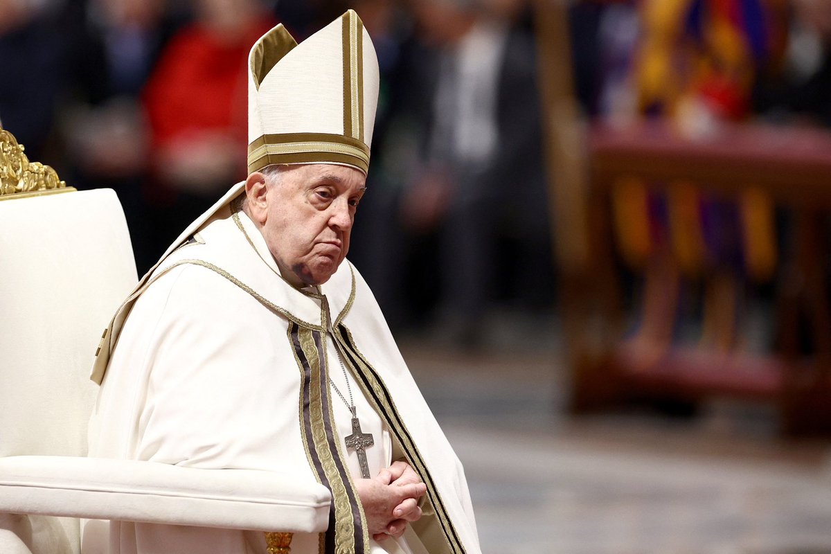 BREAKING: 

Pope Francis has passed away, Vatican announces.