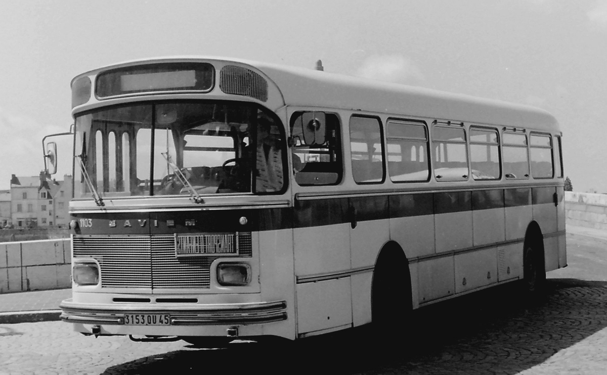 Generations7080's tweet photo. Qui a connu les bus Saviem ?
Ceux qui nous emmenaient à l’école, au marché ou à la ville... https://t.co/BFHRQEj6u3