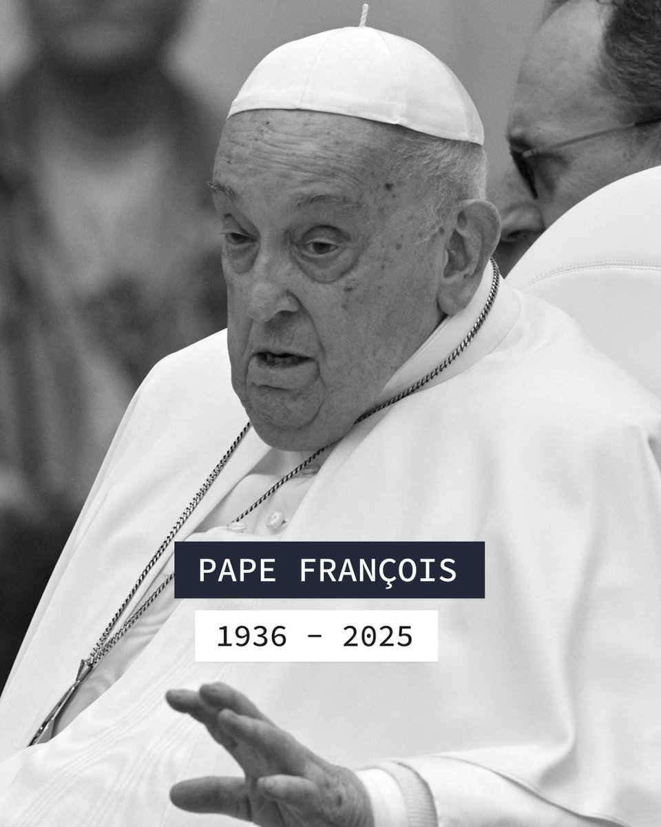 afpfr's tweet image. Le pape François est mort ce lundi à l’âge de 88 ans, a annoncé le Vatican. "Ce matin à 7h35, l'évêque de Rome, François, est revenu à la maison du Père", a annoncé le cardinal Kevin Farrell #AFP