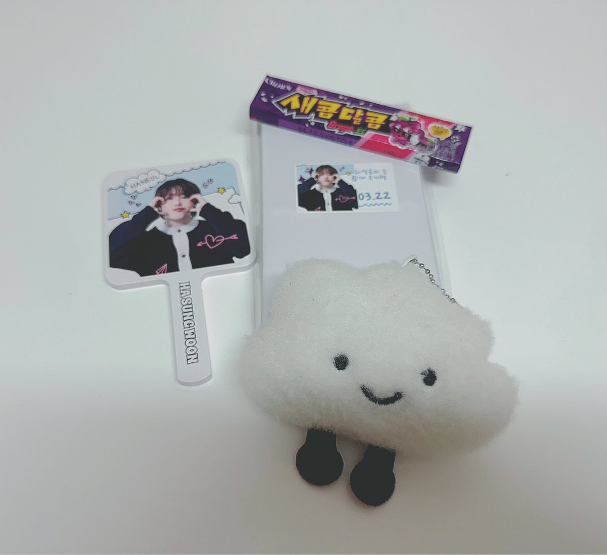皆さんにDMでお知らせを送っております🙇‍♀️
こちらの内容でお届けします。到着には数日掛かります🙇‍♀️(私は今日だけ休みでこの先はまた時間が作れませんㅠㅠすみません)
