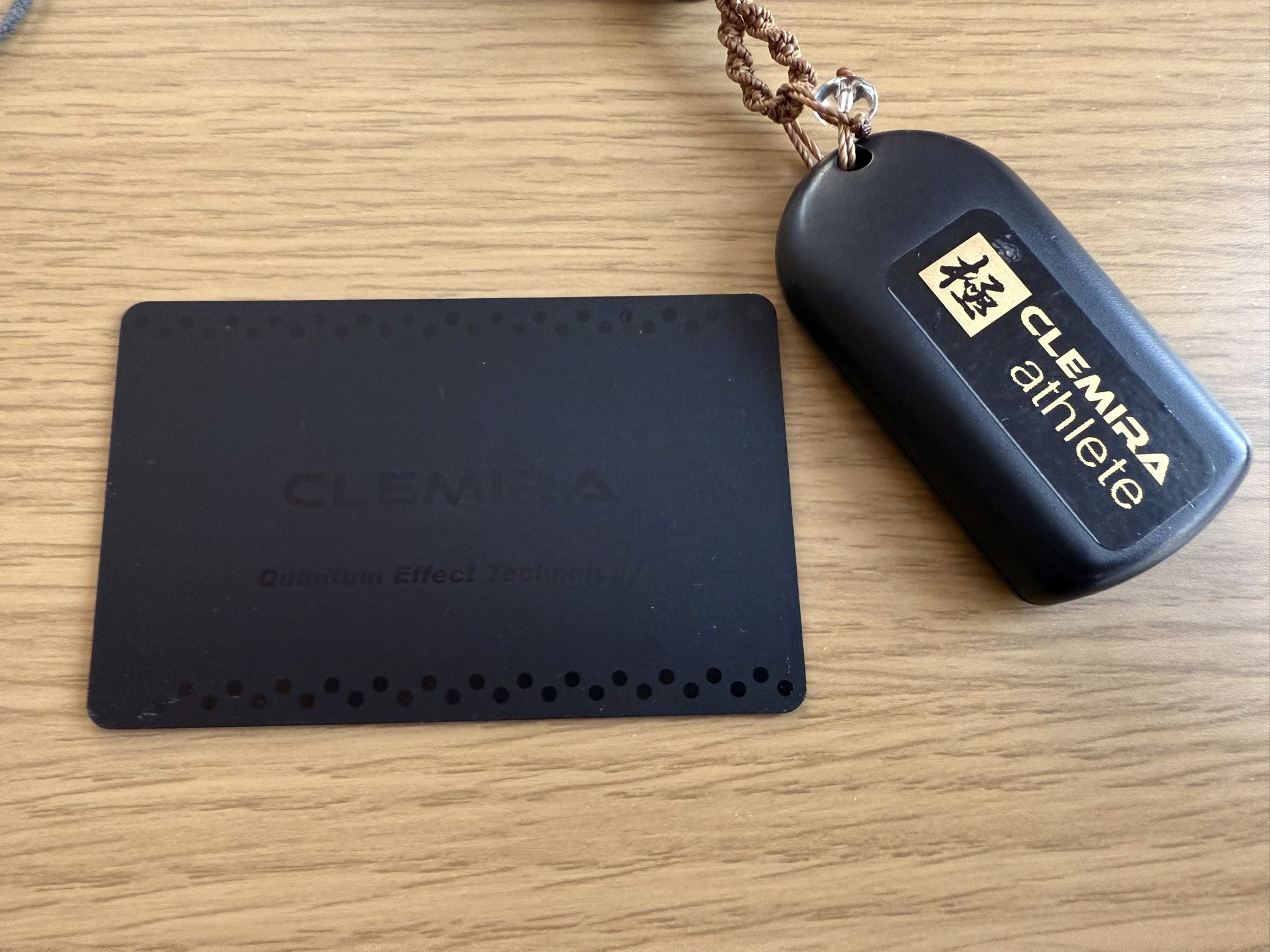 クルミラ ブラックカード