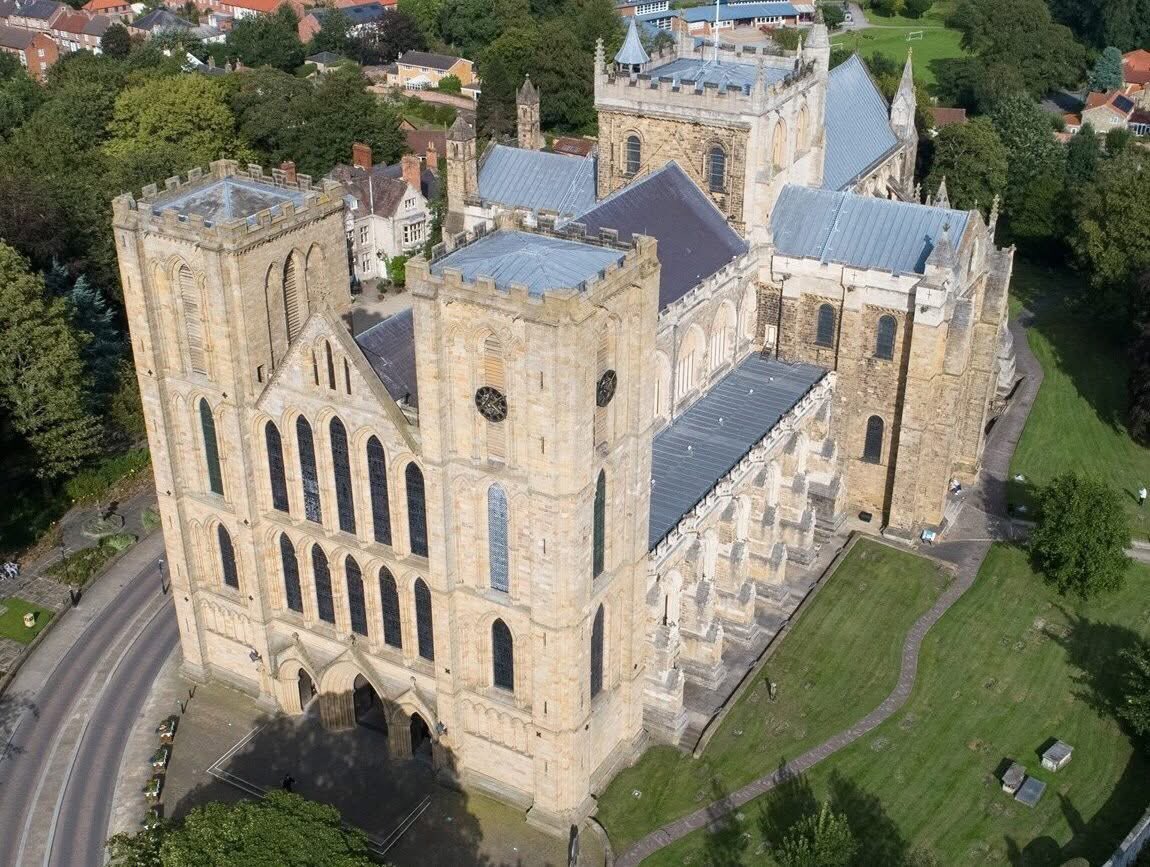 The Dean of Ripon expressed the sorrow of the whole cathedral community on hearing of the death of Pope Francis. 
Prayers are being said in the cathedral for the repose of the soul of Pope Francis &amp; for the global community of the Roman Catholic Church <a href="/churchofengland/">The Church of England</a> <a href="/BBCYork/">BBC York</a>