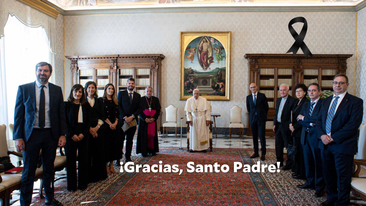 Fundación Pablo VI (@fpablovi) on Twitter photo En #Pascua, el Papa Francisco ha vuelto a la casa del Padre. Gracias, <a href="/Pontifex_es/">Papa León XIV</a> , por una vida dedicada al Señor y a la Iglesia. Gracias por su llamamiento a seguir "arriesgando" para ser semilla de diálogo y esperanza en nuestro mundo. En #Pascua, el Papa Francisco ha vuelto a la casa del Padre. Gracias, <a href="/Pontifex_es/">Papa León XIV</a> , por una vida dedicada al Señor y a la Iglesia. Gracias por su llamamiento a seguir "arriesgando" para ser semilla de diálogo y esperanza en nuestro mundo.
