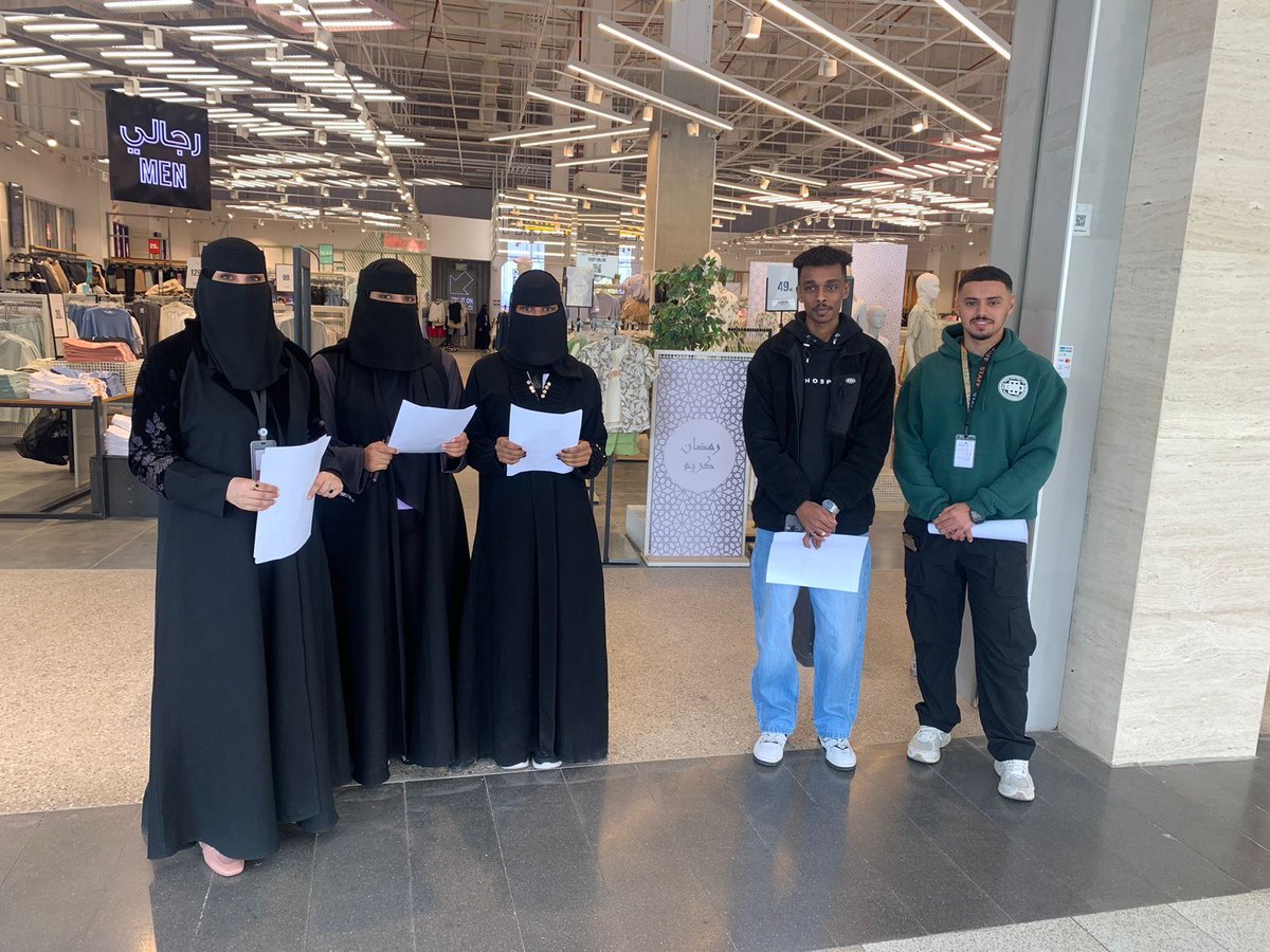 الشباب السعودي هو ركيزة نجاحنا وثروتنا الحقيقية 🇸🇦  
نؤمن بإمكاناتهم ونستثمر فيها. 
في شركتنا، نعمل على تدريب وتأهيل الكفاءات الوطنية لتمكينهم من الانضمام إلى سوق العمل بكفاءة عالية.  
 #الكفاءات_السعودية #تمكين_الشباب