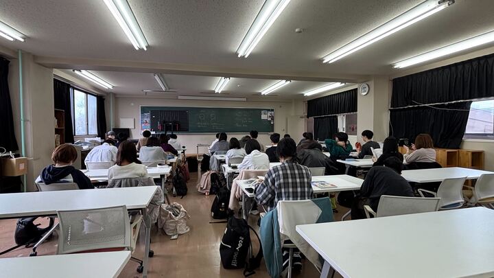nkhs_hh's tweet image. 一年生のデッサンの授業が始まりました✏️
まずは画材の使い方やモチーフの見方など、基礎からしっかり学んでいきます!👀
#日本工学院北海道専門学校 #ニコキタ #日本工学院 #CGデザイナー科