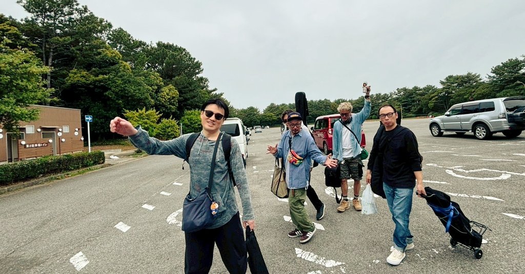 _bakabacchus_'s tweet photo. 美味しいもの食べて音楽に囲まれて最高でした♪やっぱり野外は楽しいね！
ありがとうございましたーー🤘
#THORN20th
#SonsofLiberty
#PROVOKE https://t.co/6VTGoera7g