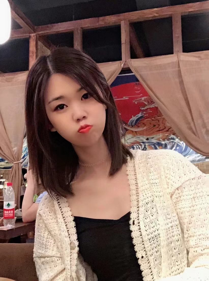 Zakuseem's tweet photo. 闪闪作为建筑设计师，拿着画笔的手，却在… https://t.co/rOe9xtQXu1