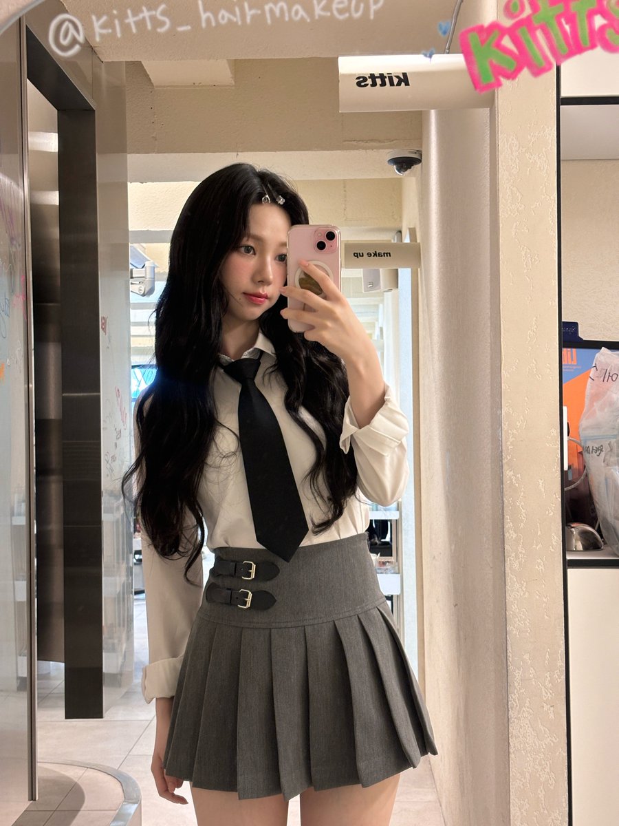 เปิดเทอมวันแรก                                   เรียนจบ