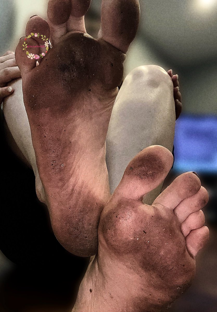 brat J 🪬 tweet media