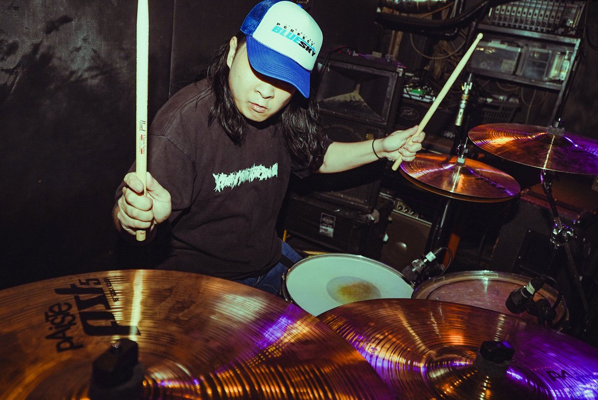 4/19 FIELD OF DESOLATION 
<a href="/___silverwing/">___silverwing</a> pre.

-SETLIST-
1.Thrashing Hell
2.Dark Colony
3.Legacy
4.Everlasting 
5.Another World

TYO MELODIC DEATH METAL

📸 : <a href="/HIZA_ga_KUSAI/">コジマ</a>