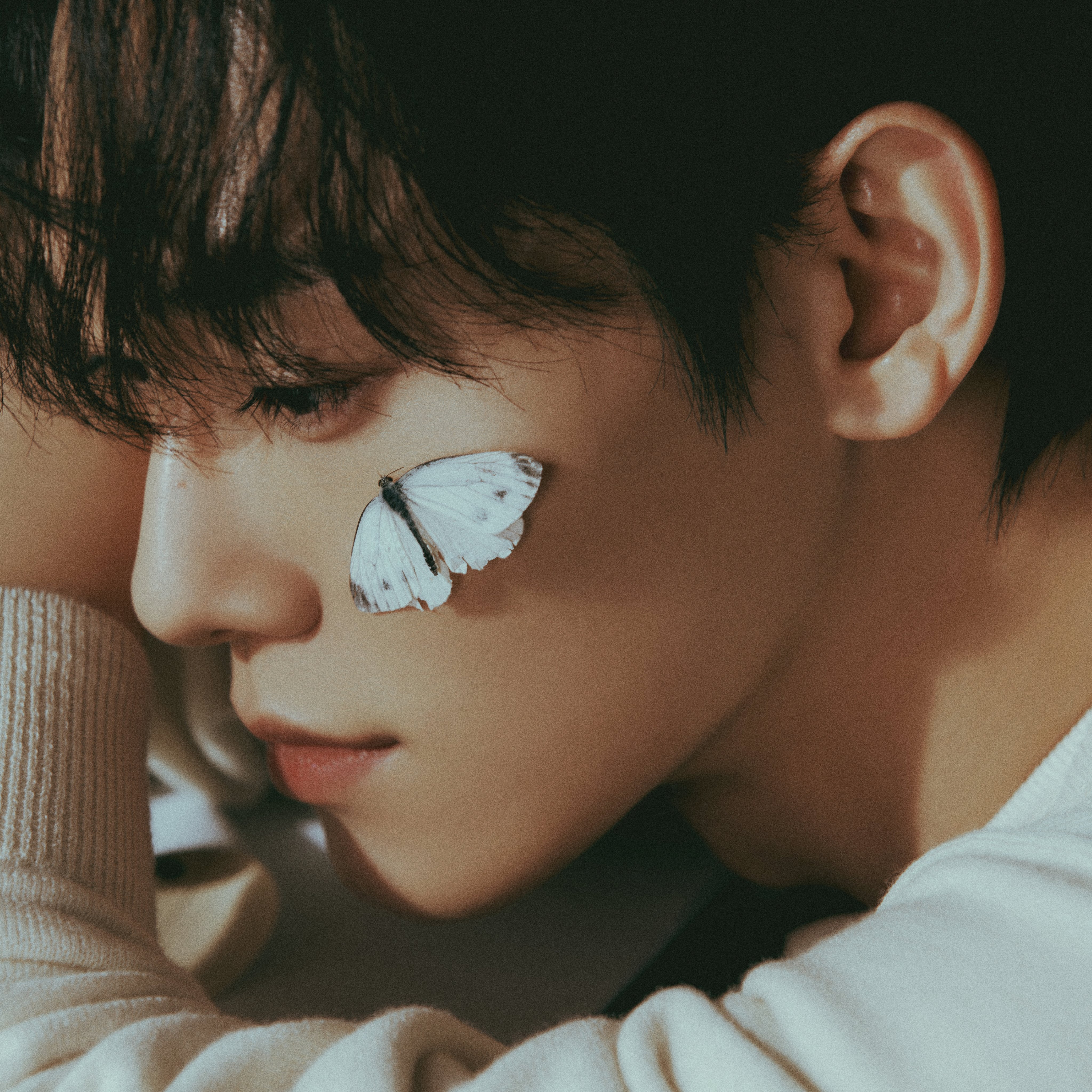 EXO’s Chen Drops Stunning Concept Photos for Digital Single “Broken Party”